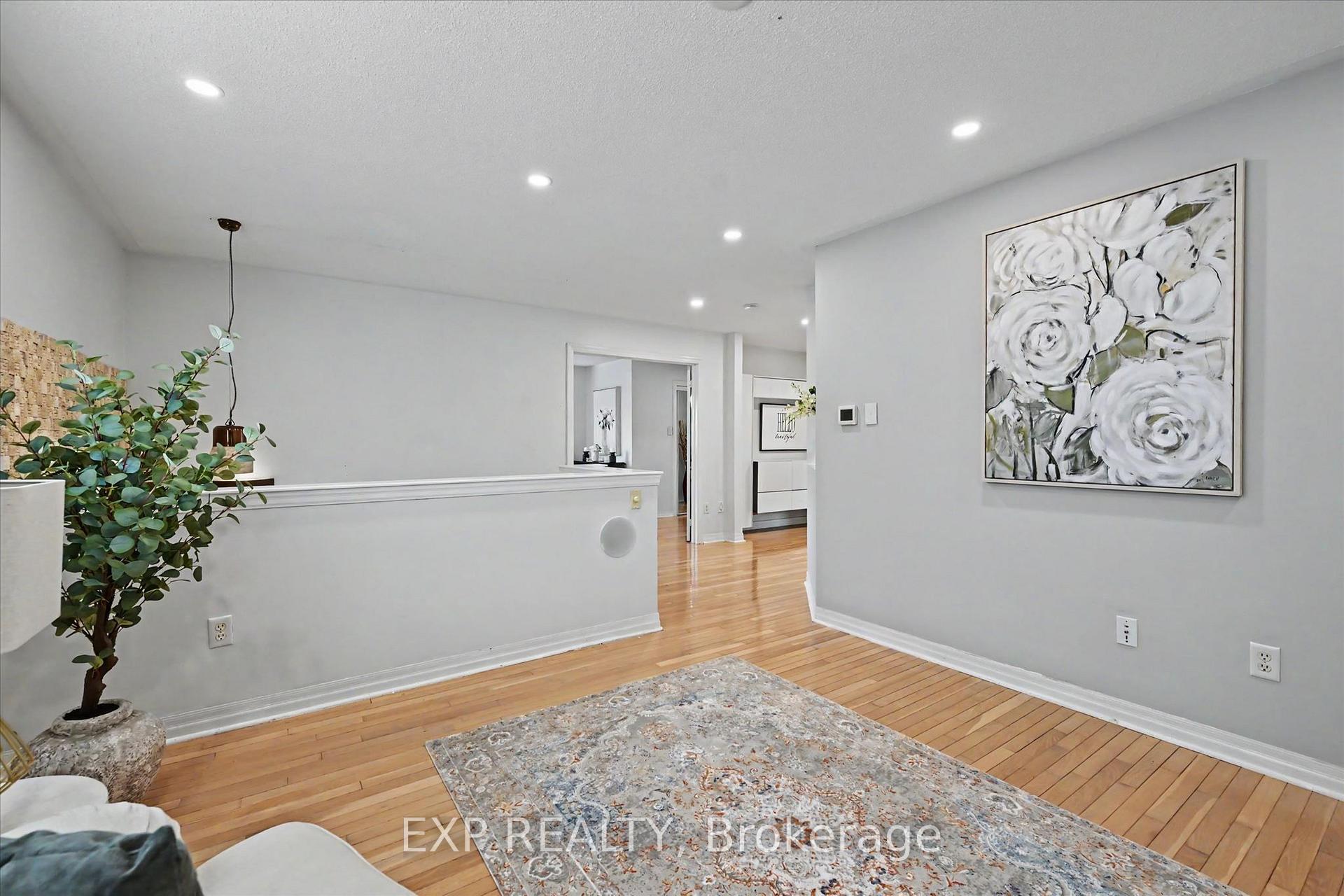 Photo 22 of 2376 Oakhaven Drive, Oakville, West Oak Trails — HOMEH