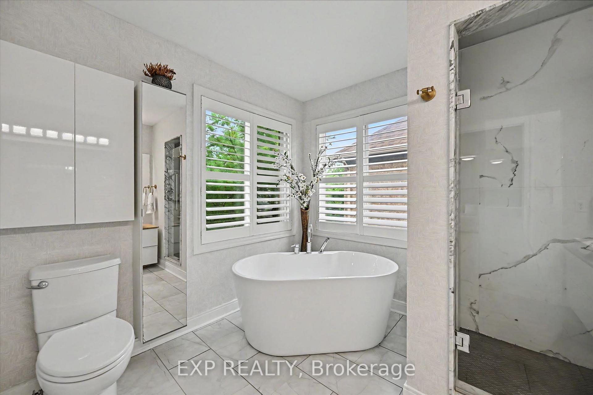 Photo 26 of 2376 Oakhaven Drive, Oakville, West Oak Trails — HOMEH
