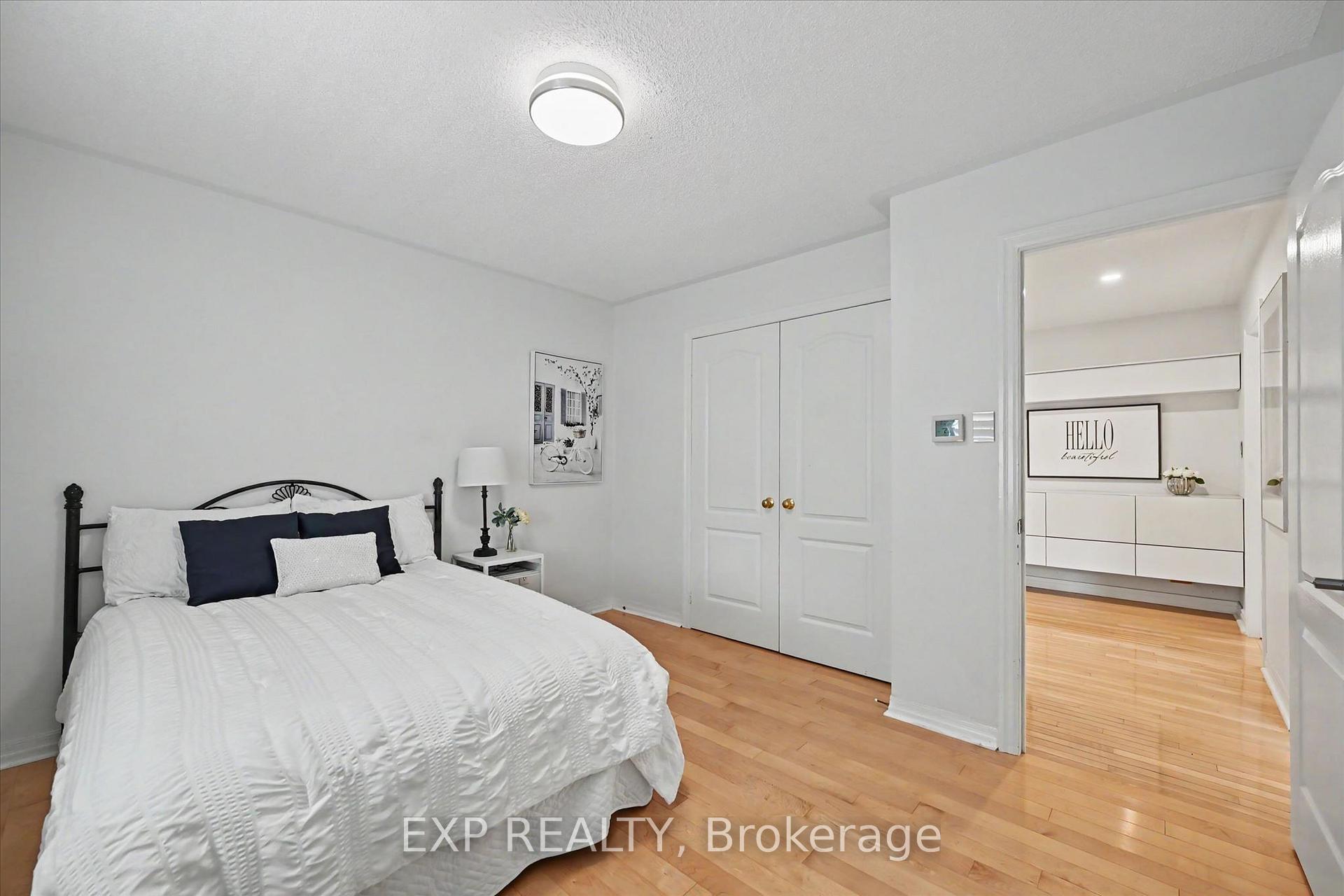 Photo 30 of 2376 Oakhaven Drive, Oakville, West Oak Trails — HOMEH