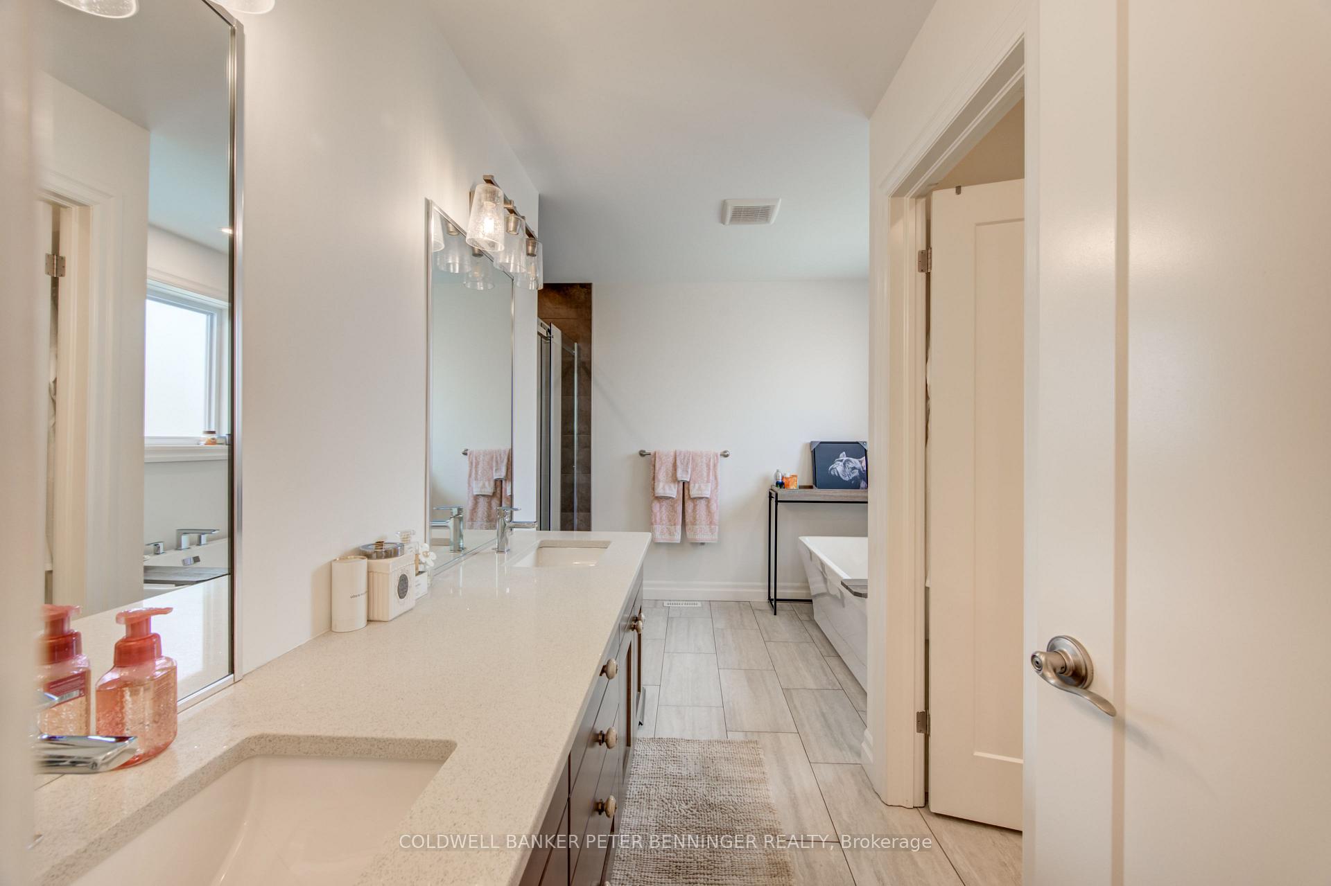Photo 37 of Unit 174, 1061 Eagletrace Drive, London, North S — HOMEH