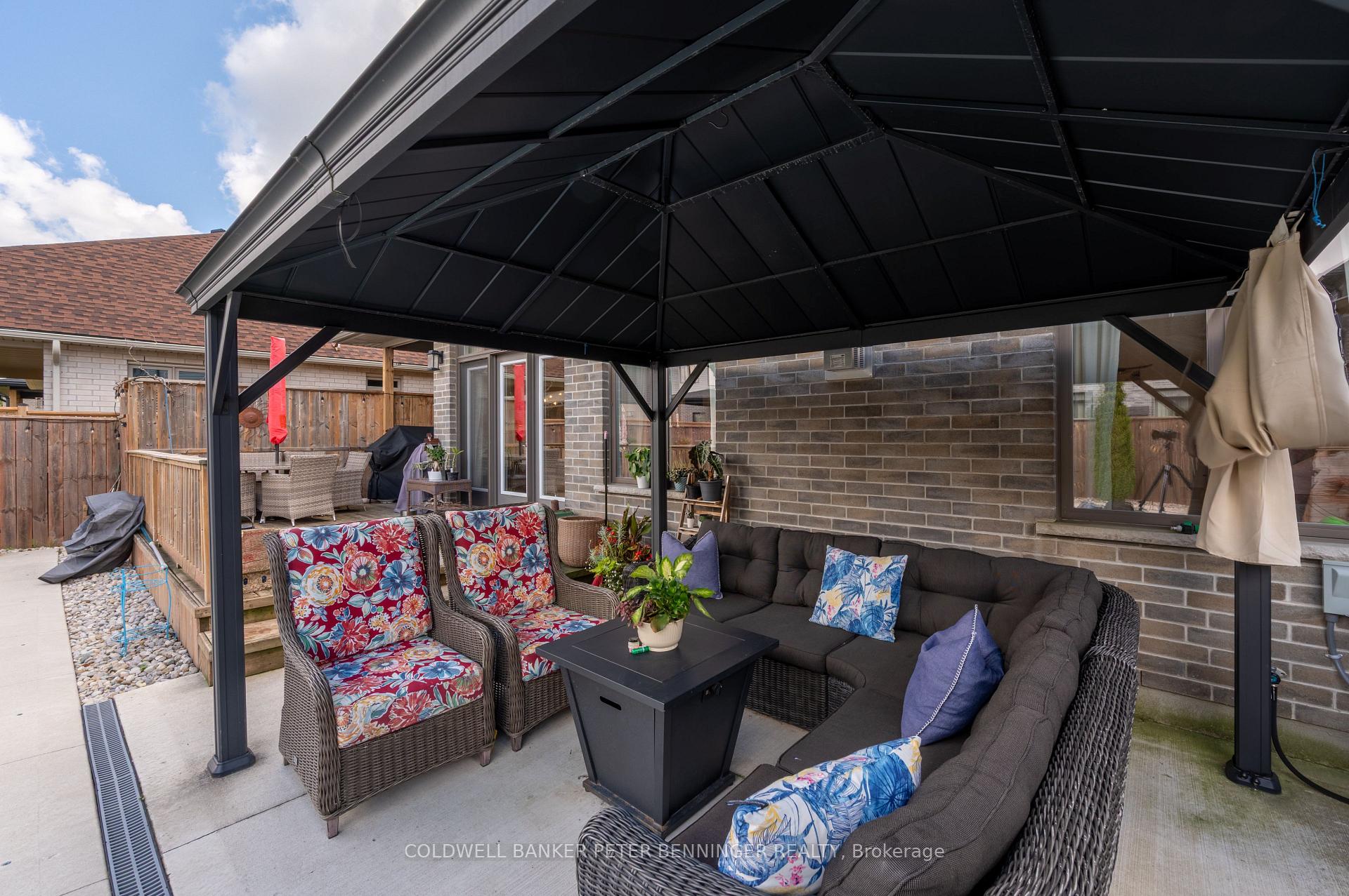 Photo 44 of Unit 174, 1061 Eagletrace Drive, London, North S — HOMEH