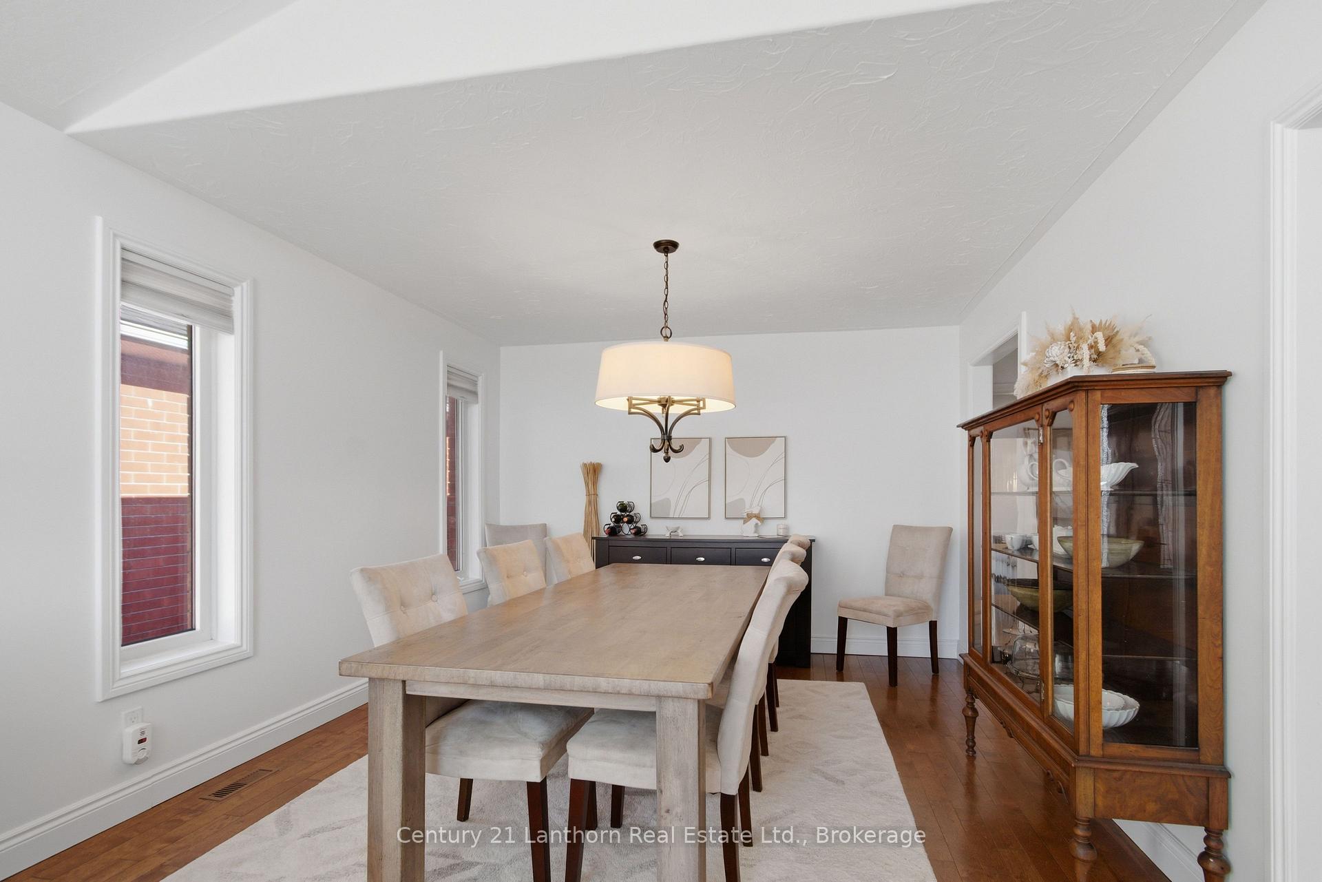 Photo 8 of 28 Hickory Grove, Belleville, Belleville Ward — HOMEH