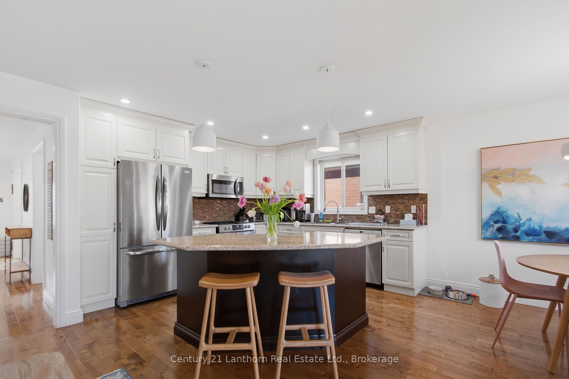 Photo 10 of 28 Hickory Grove, Belleville, Belleville Ward — HOMEH