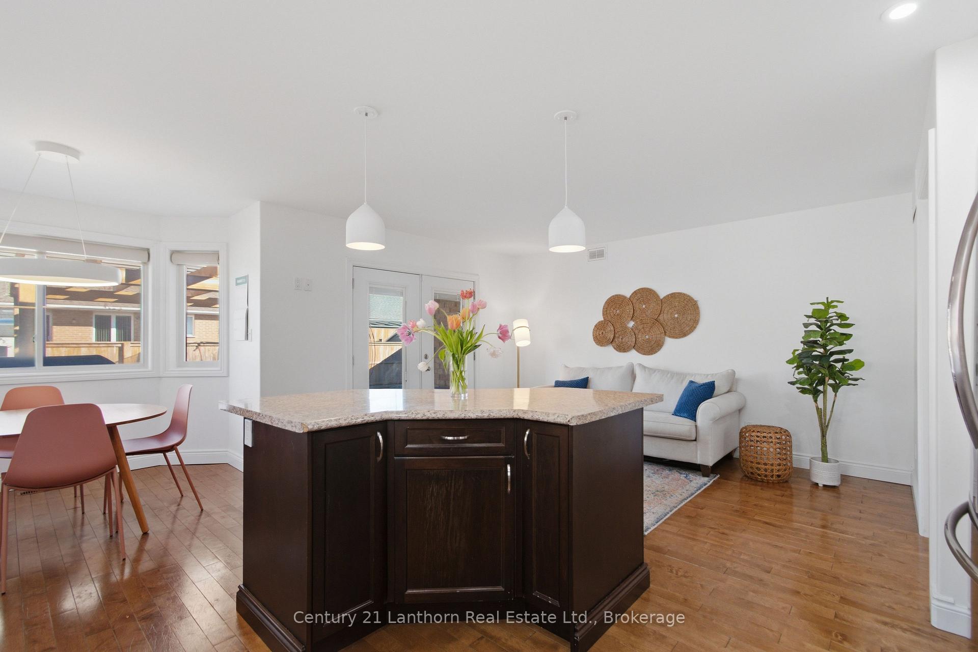 Photo 13 of 28 Hickory Grove, Belleville, Belleville Ward — HOMEH
