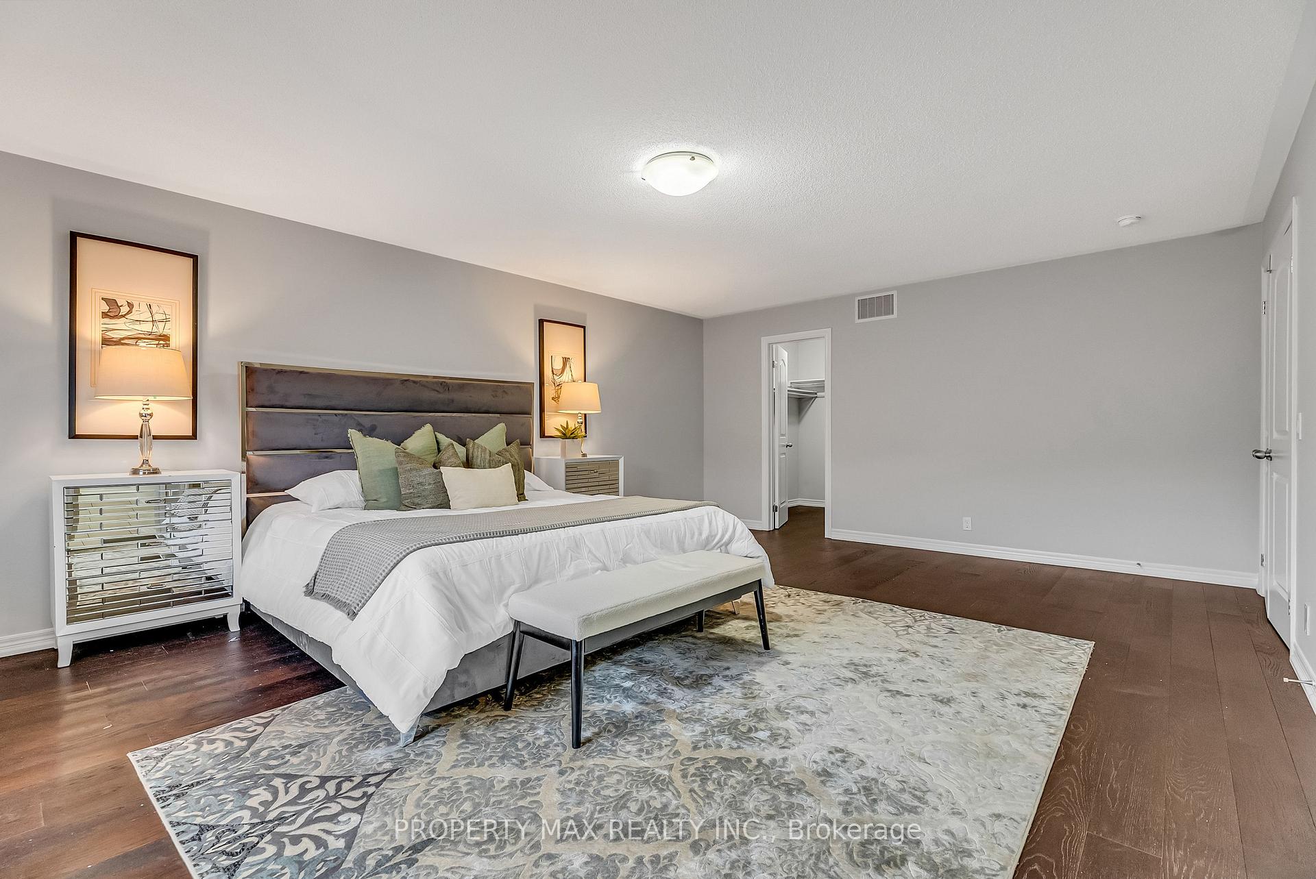 Photo 33 of 40 Britannia Avenue E, Oshawa, Windfields — HOMEH
