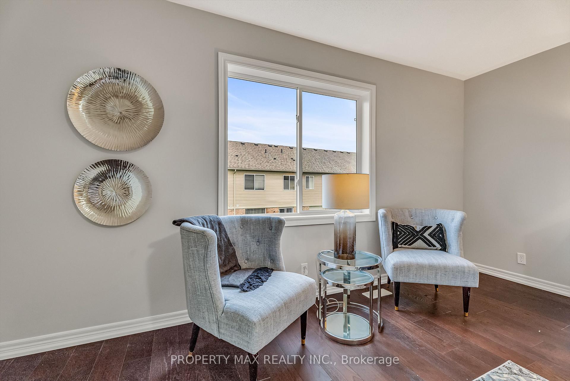 Photo 35 of 40 Britannia Avenue E, Oshawa, Windfields — HOMEH