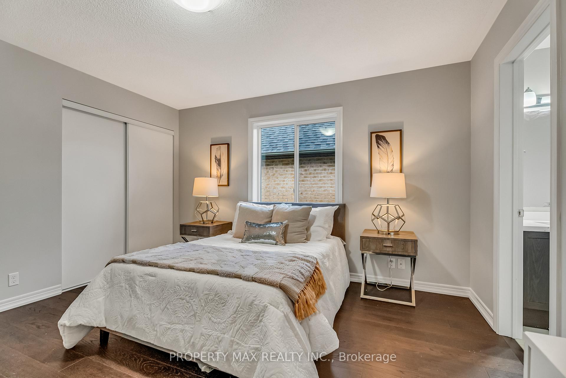 Photo 39 of 40 Britannia Avenue E, Oshawa, Windfields — HOMEH