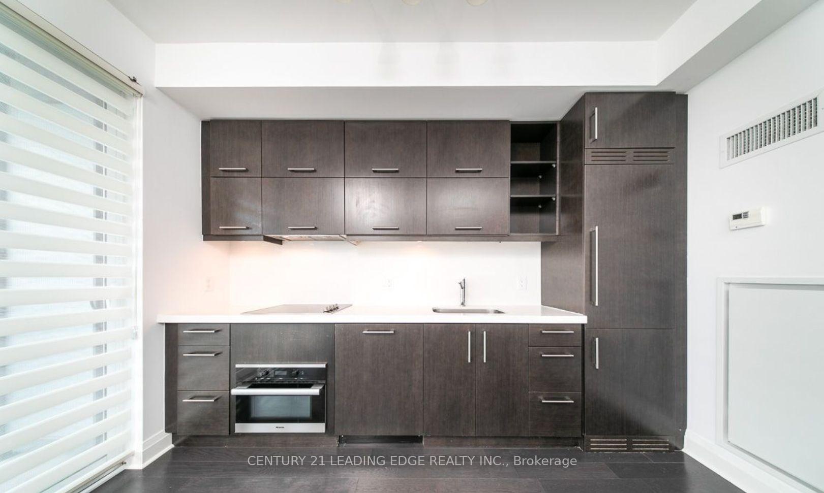 Photo 8 of Unit 4505, 1080 Bay Street, Toronto, Bay Street Corridor — HOMEH
