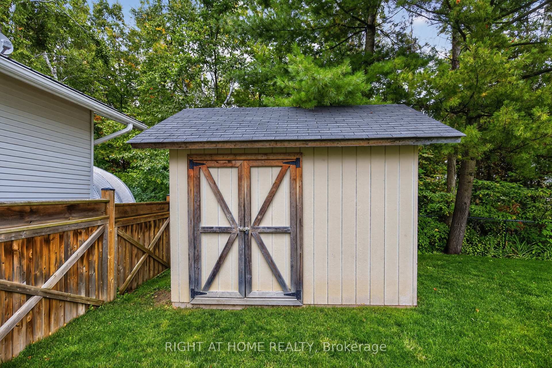 Photo 35 of 3005 Mason Drive, Innisfil, Rural Innisfil — HOMEH