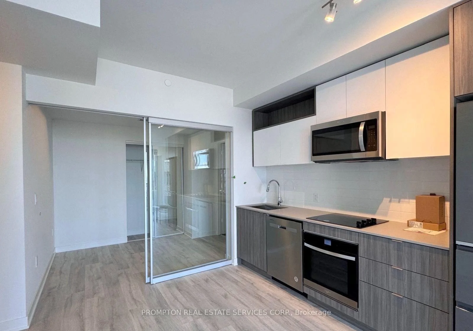 Photo 7 of Unit 2003, 70 Princess Street, Toronto, Waterfront Communities — HOMEH