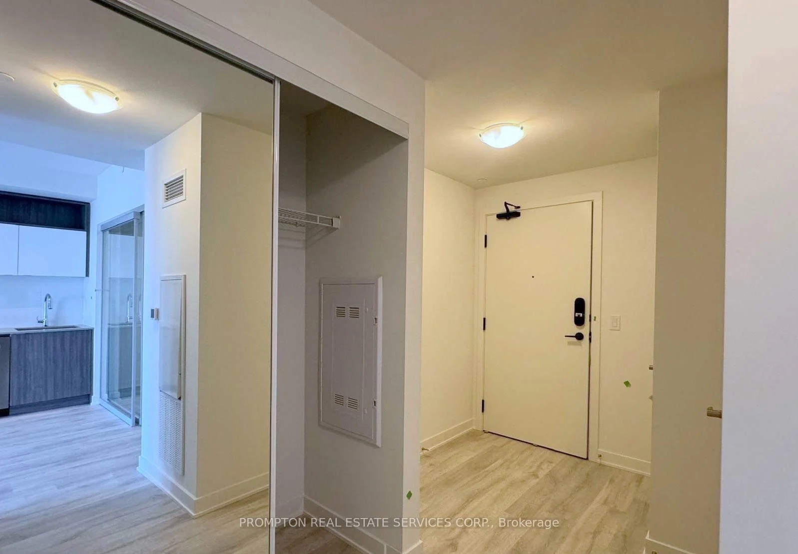 Photo 10 of Unit 2003, 70 Princess Street, Toronto, Waterfront Communities — HOMEH