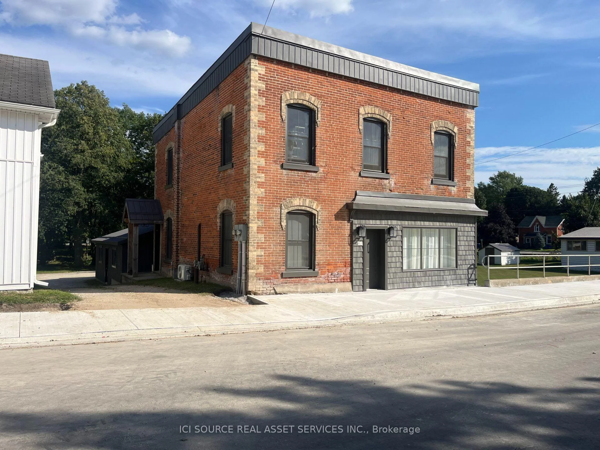 Photo 13 of 27 Arthur Street W, Minto — HOMEH