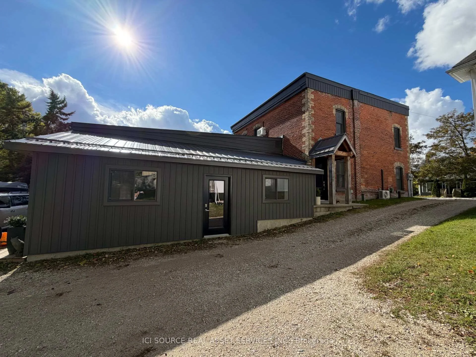 Photo 10 of 27 Arthur Street W, Minto — HOMEH