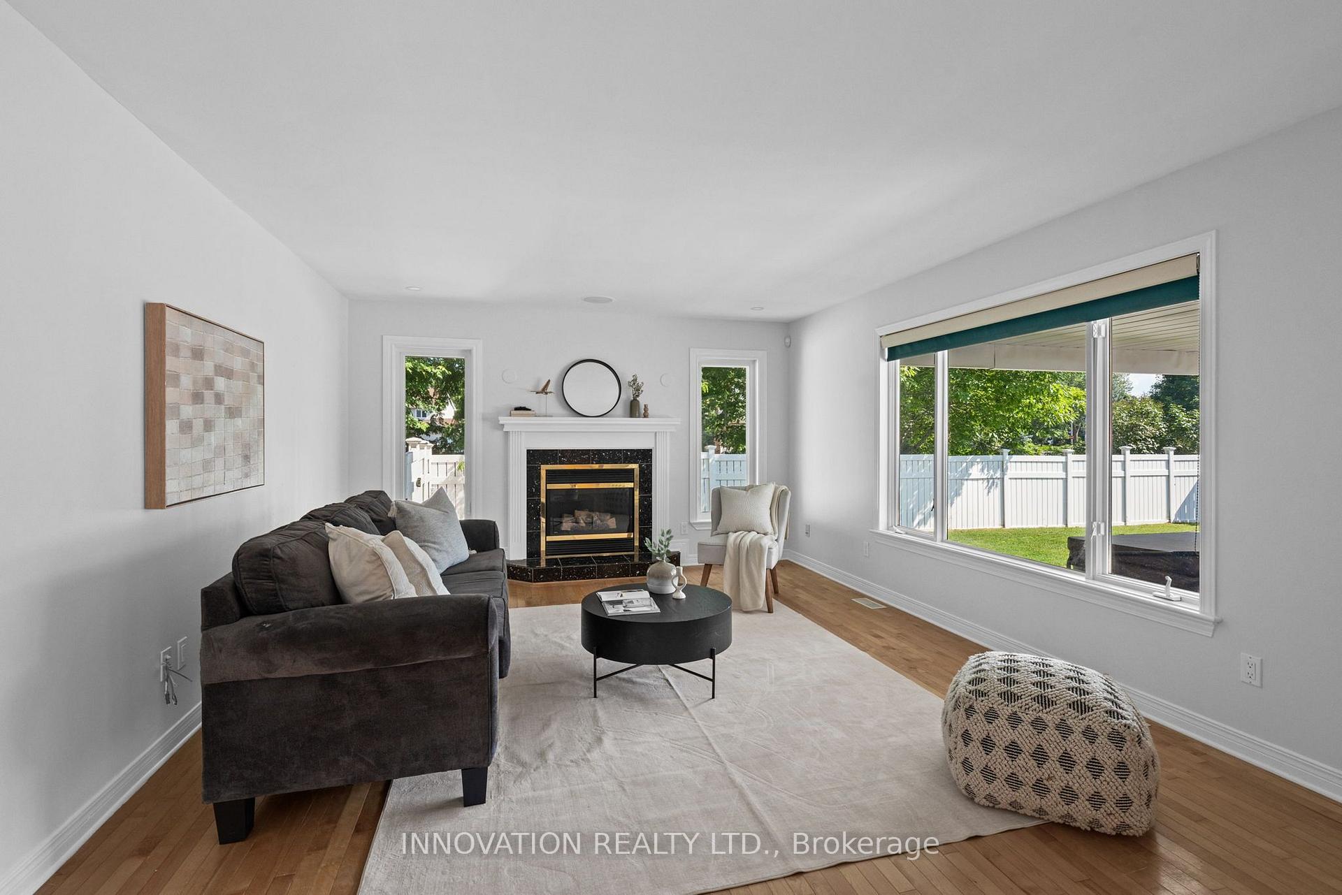 Photo 4 of 9 Mary Hill Crescent, Ottawa, Richmond — HOMEH