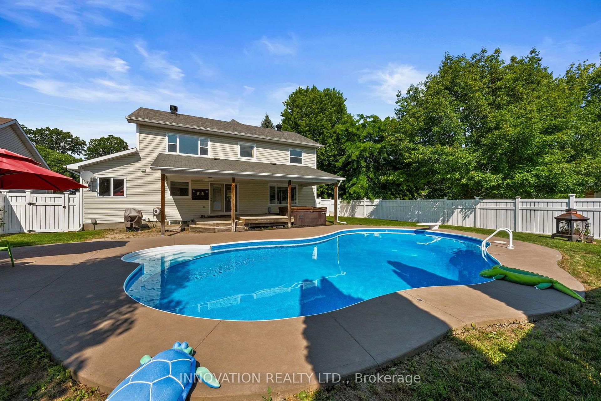 Photo 33 of 9 Mary Hill Crescent, Ottawa, Richmond — HOMEH