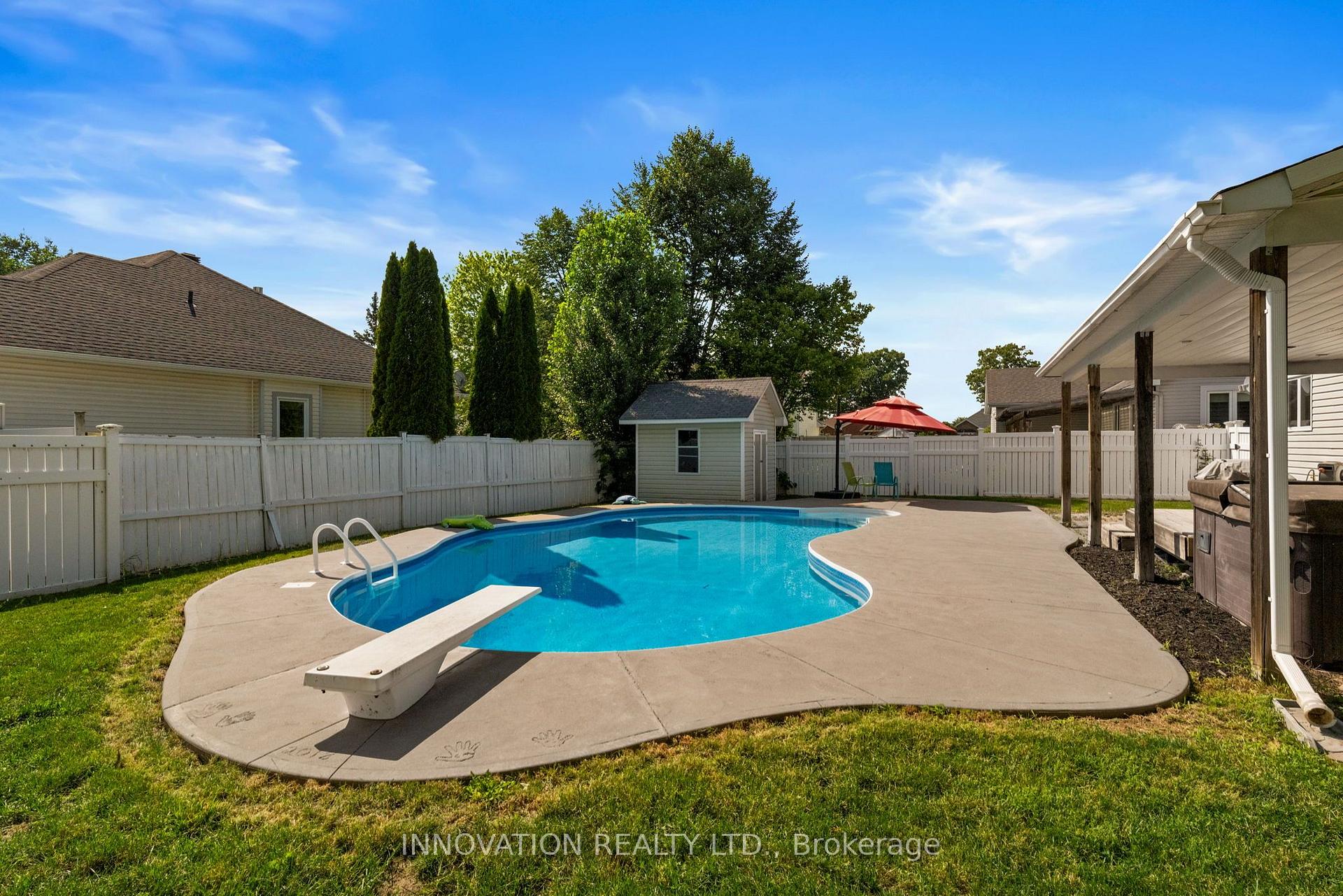 Photo 34 of 9 Mary Hill Crescent, Ottawa, Richmond — HOMEH