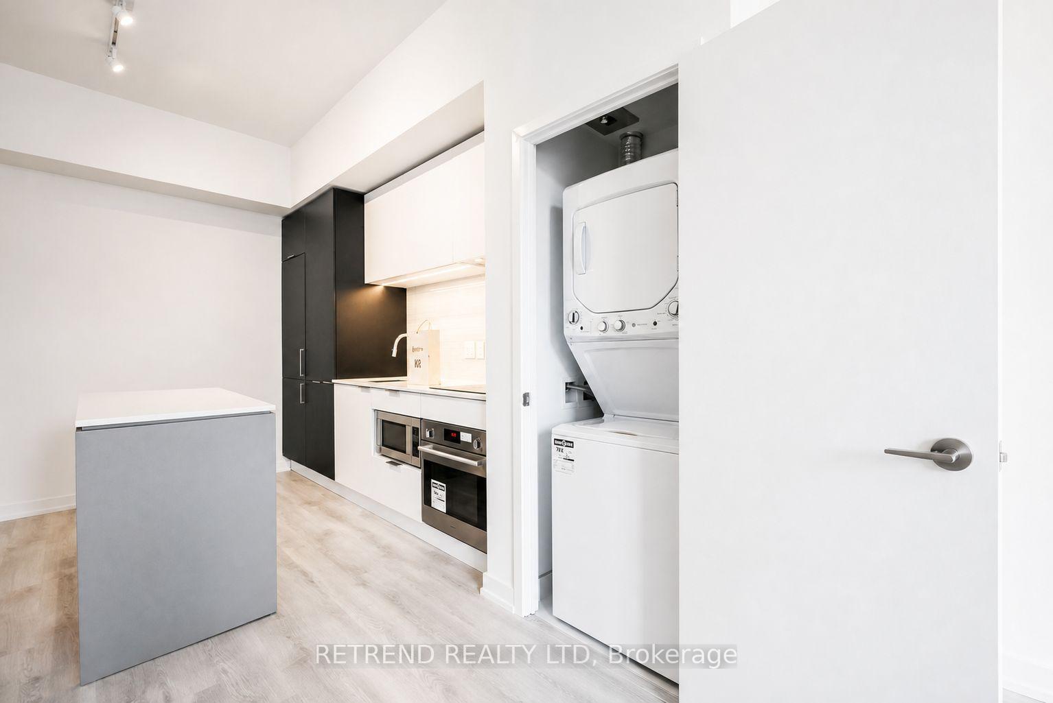 Photo 4 of Unit 2309, 33 Helendale Avenue, Toronto, Yonge-Eglinton — HOMEH