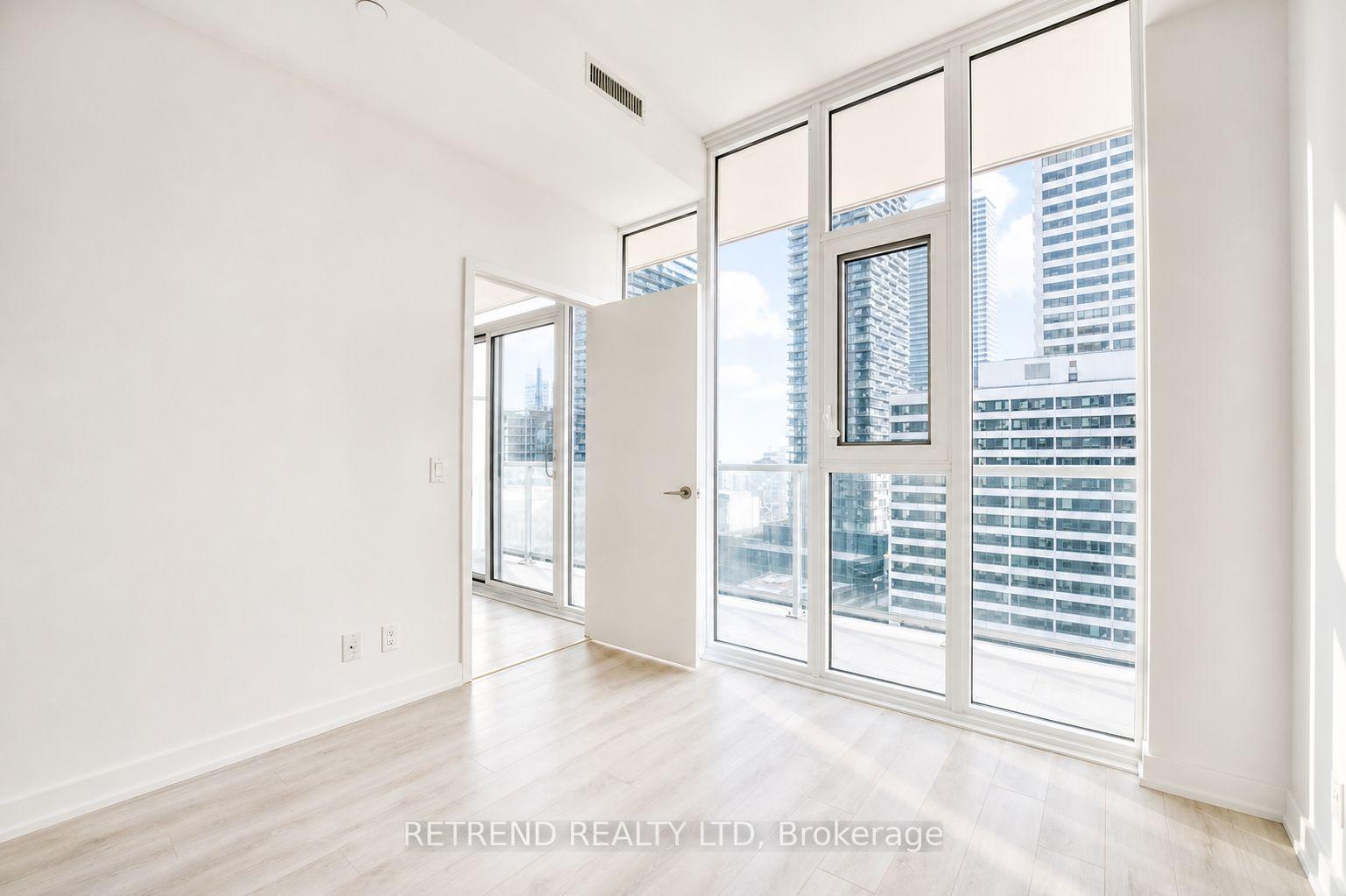 Photo 7 of Unit 2309, 33 Helendale Avenue, Toronto, Yonge-Eglinton — HOMEH
