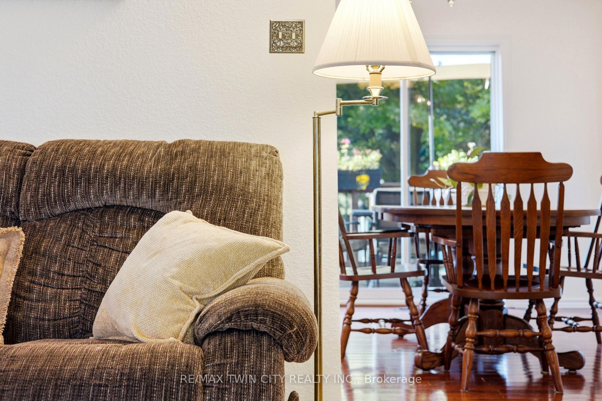Photo 11 of 25 Alice Crescent, Wilmot — HOMEH