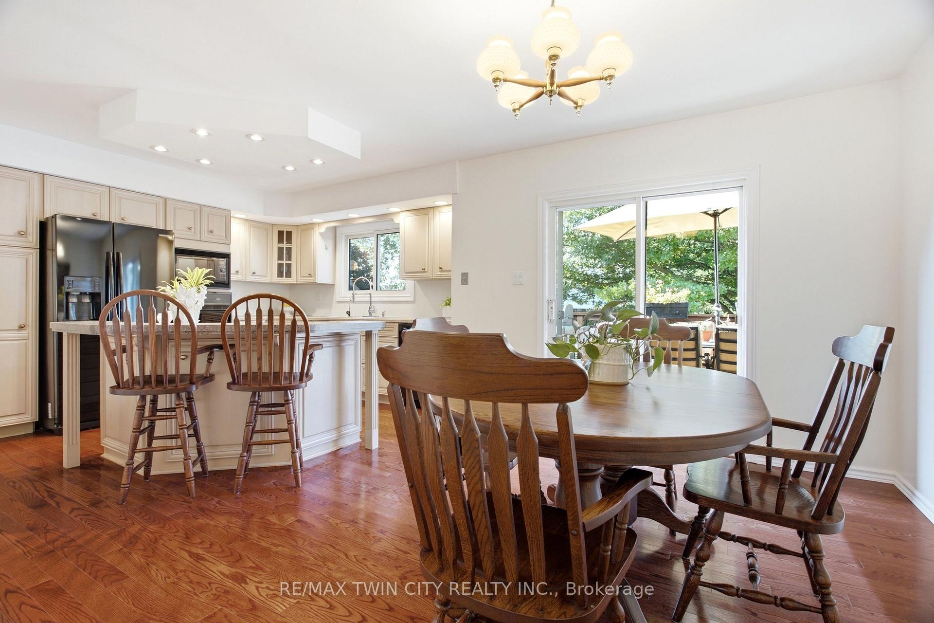 Photo 12 of 25 Alice Crescent, Wilmot — HOMEH