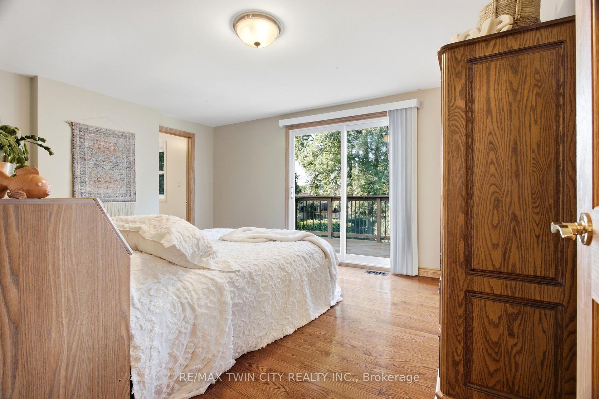 Photo 22 of 25 Alice Crescent, Wilmot — HOMEH