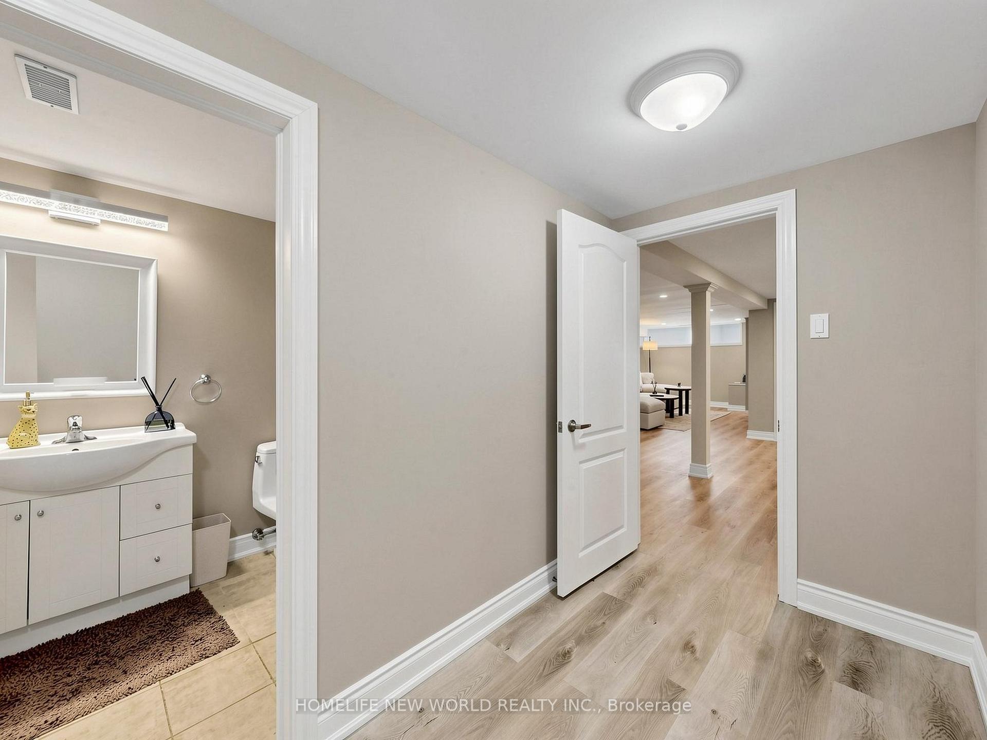 Photo 32 of 74 Child Drive, Aurora, Aurora Highlands — HOMEH