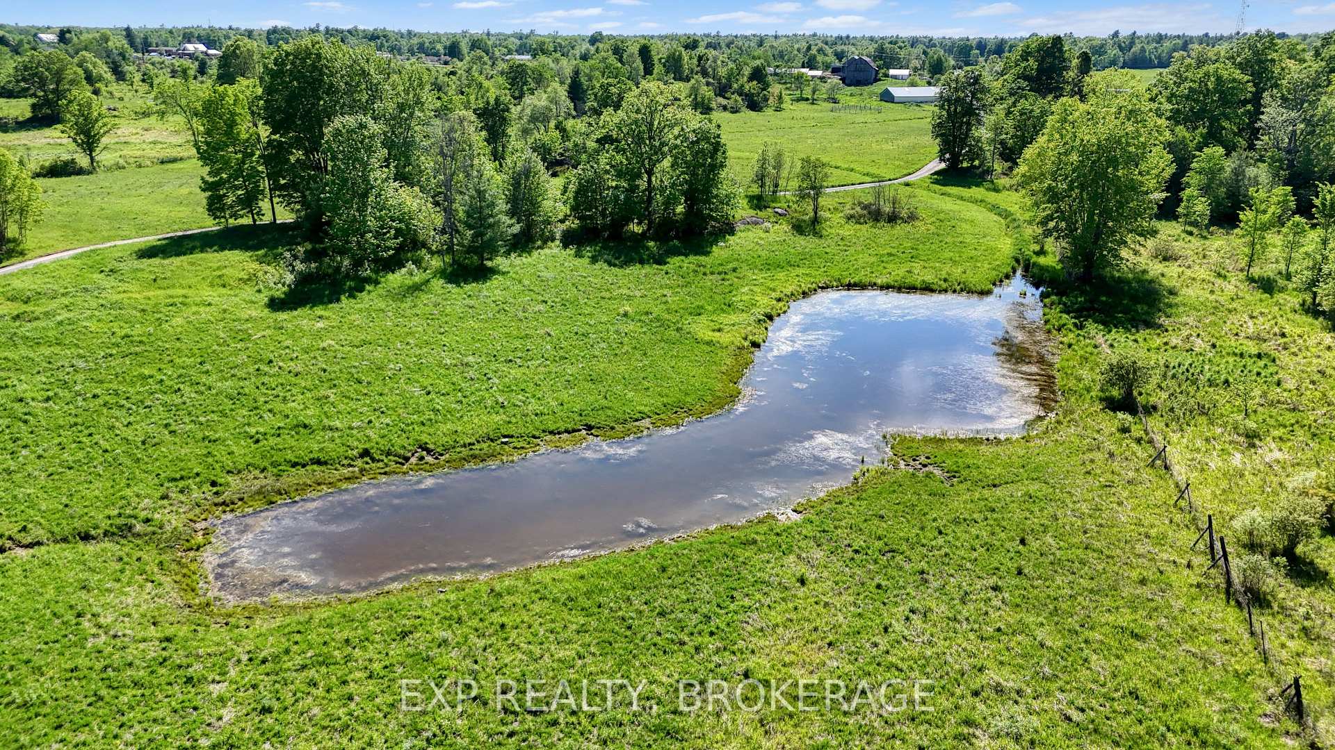 Photo 8 of 9508 Road 38, Frontenac, Frontenac Centre — HOMEH