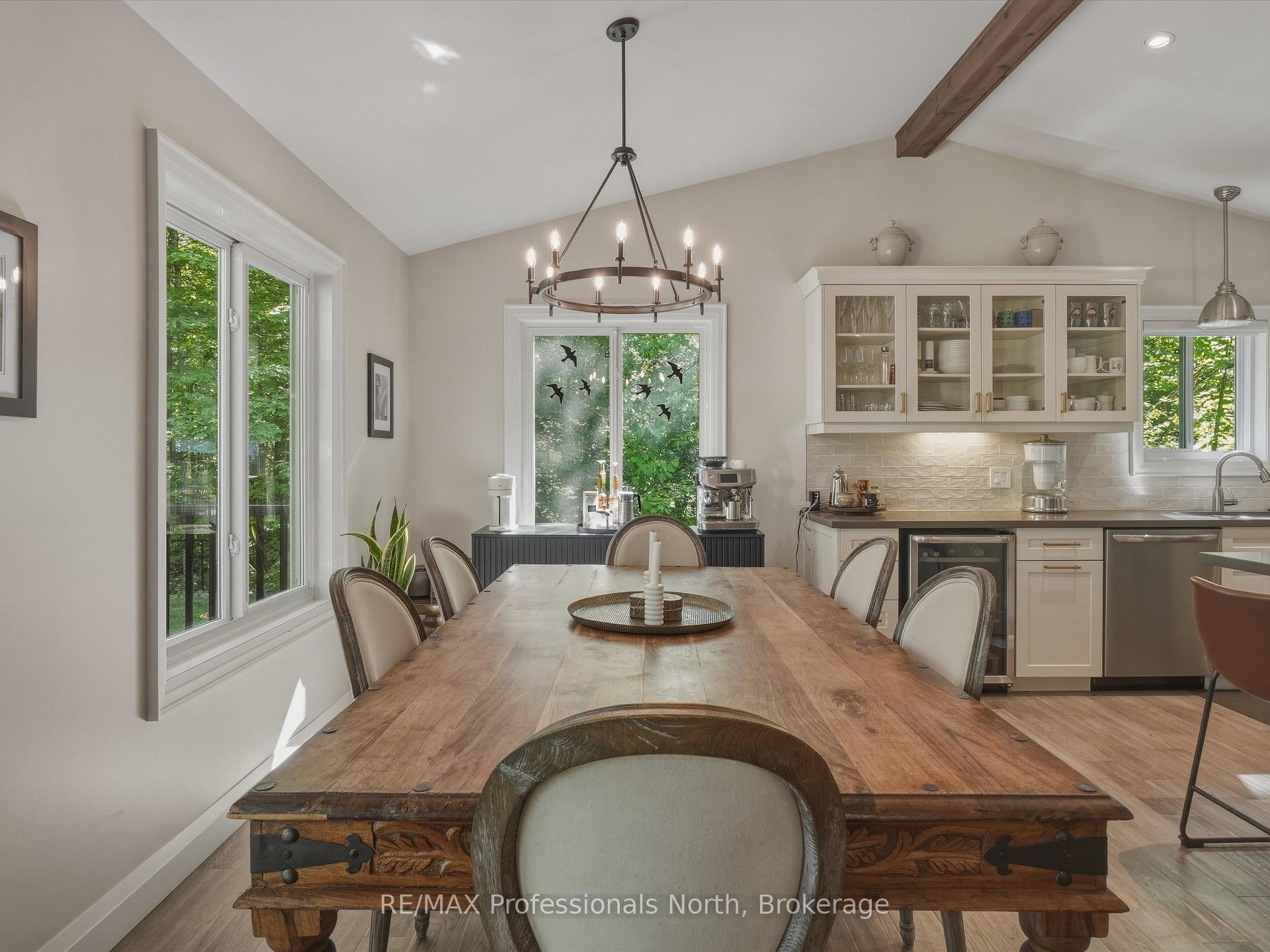 Photo 13 of 188 Vel-Dor Crescent, Bracebridge — HOMEH