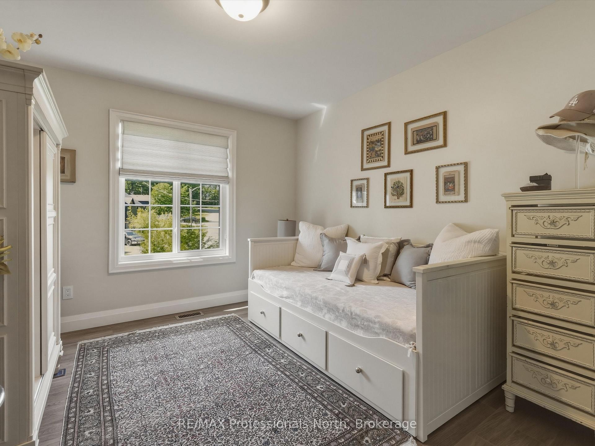Photo 24 of 188 Vel-Dor Crescent, Bracebridge — HOMEH