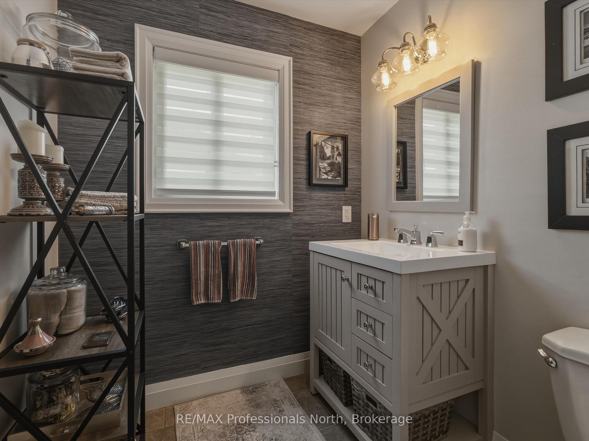 Photo 25 of 188 Vel-Dor Crescent, Bracebridge — HOMEH