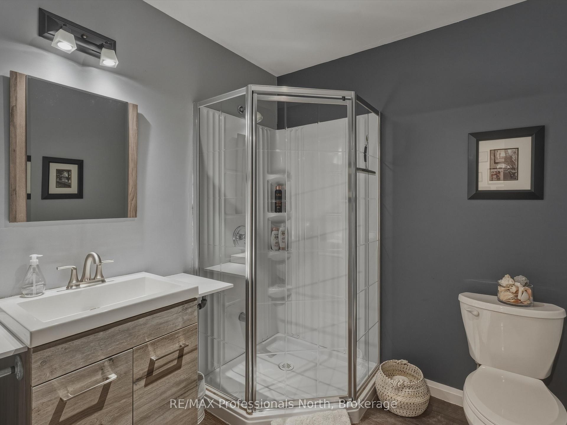 Photo 35 of 188 Vel-Dor Crescent, Bracebridge — HOMEH