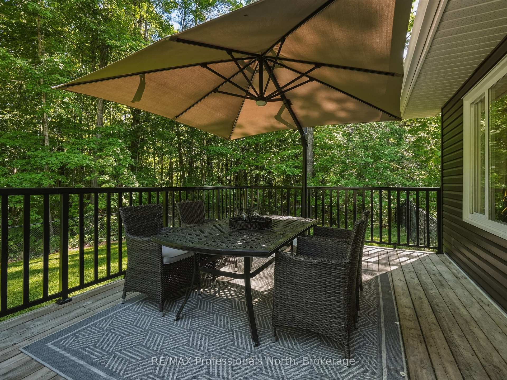 Photo 36 of 188 Vel-Dor Crescent, Bracebridge — HOMEH