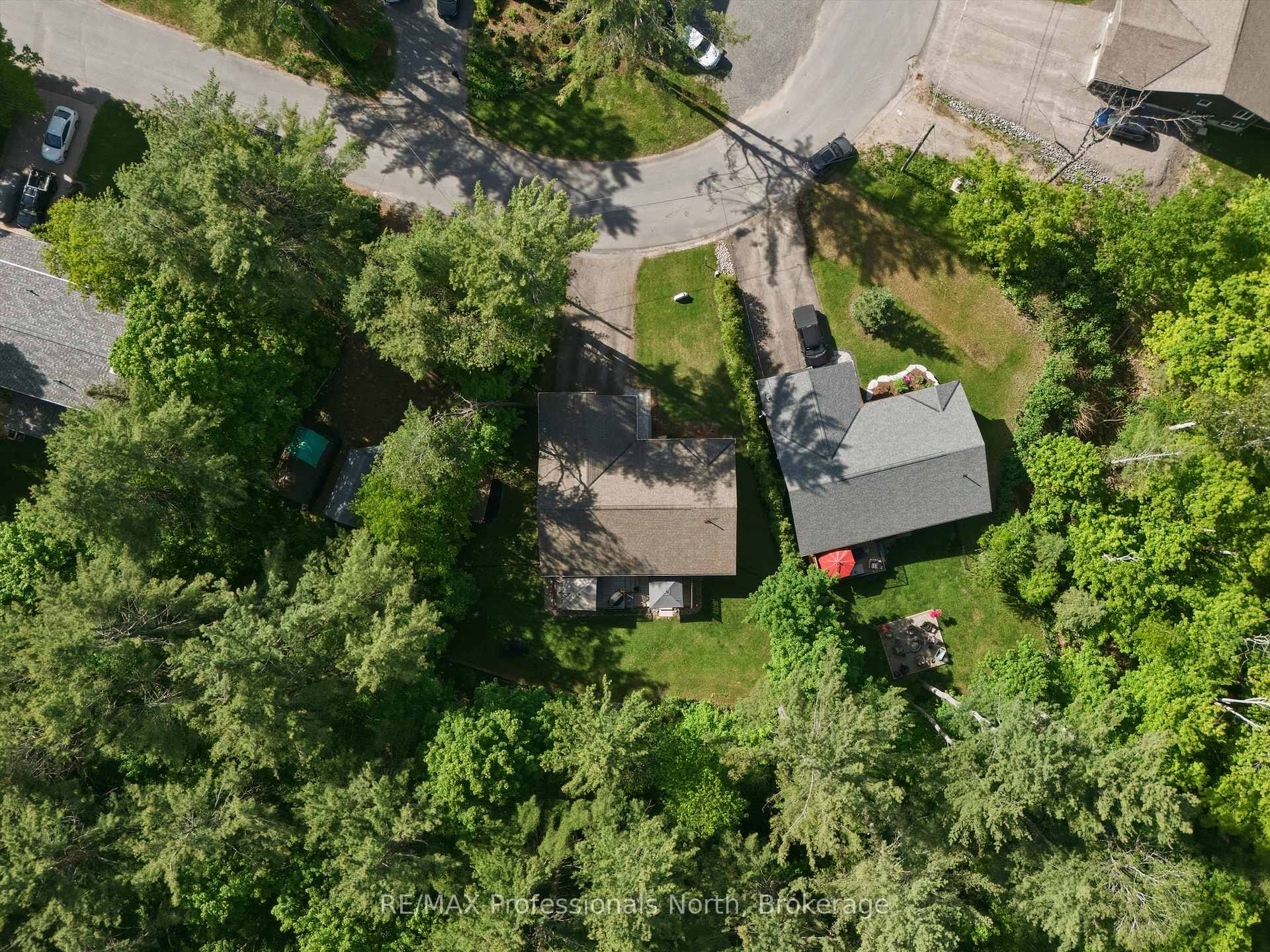 Photo 43 of 188 Vel-Dor Crescent, Bracebridge — HOMEH