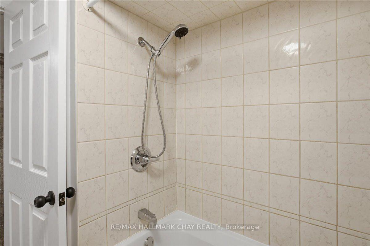 Photo 24 of Unit 4, 15 Parkside Drive, Barrie, Queen's Park — HOMEH