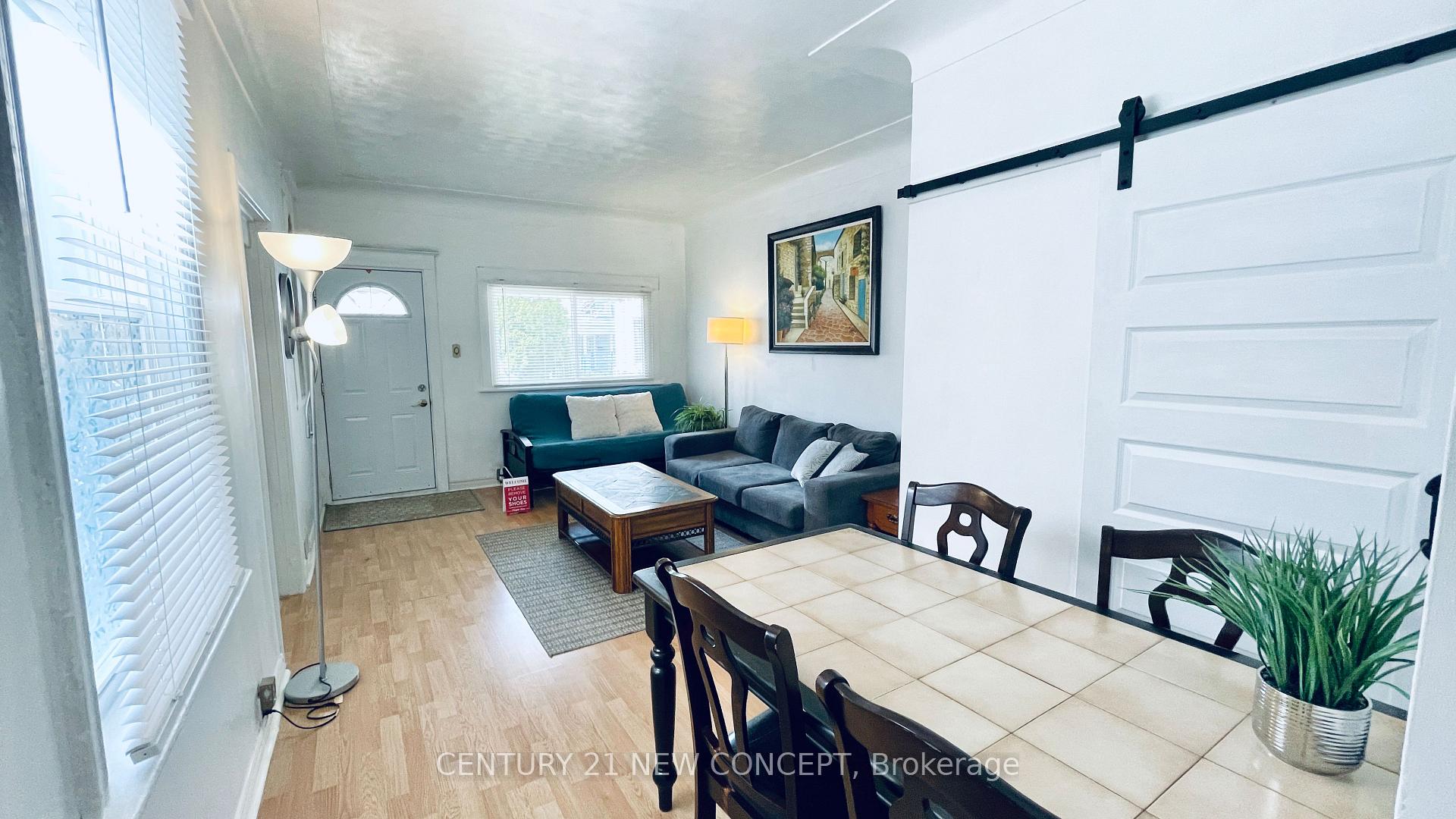Photo 6 of 106 Emerald Street N, Hamilton, Landsdale — HOMEH