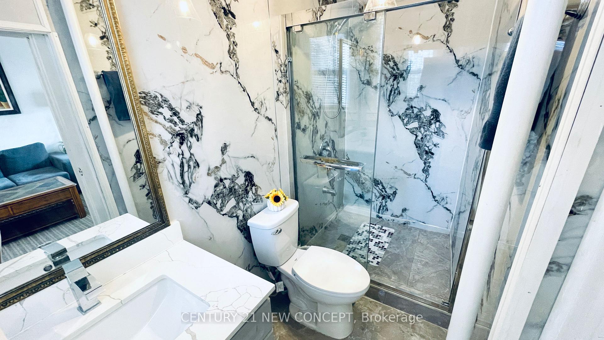 Photo 16 of 106 Emerald Street N, Hamilton, Landsdale — HOMEH