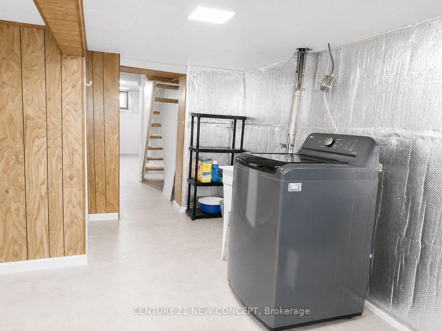 Photo 21 of 106 Emerald Street N, Hamilton, Landsdale — HOMEH