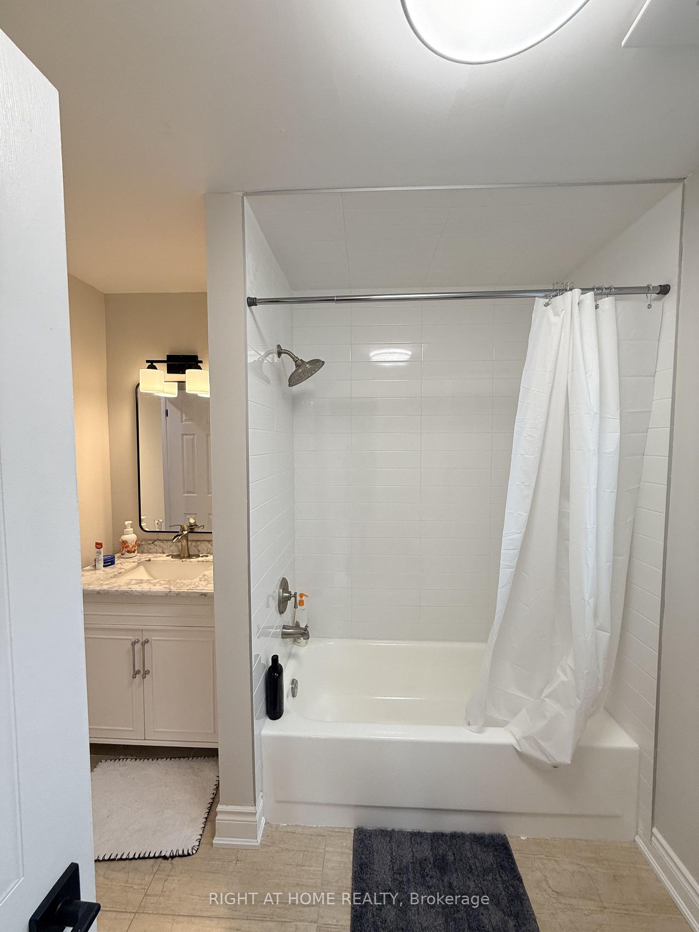 Photo 9 of Unit Main, 73 Barre Drive, Barrie, Painswick North — HOMEH