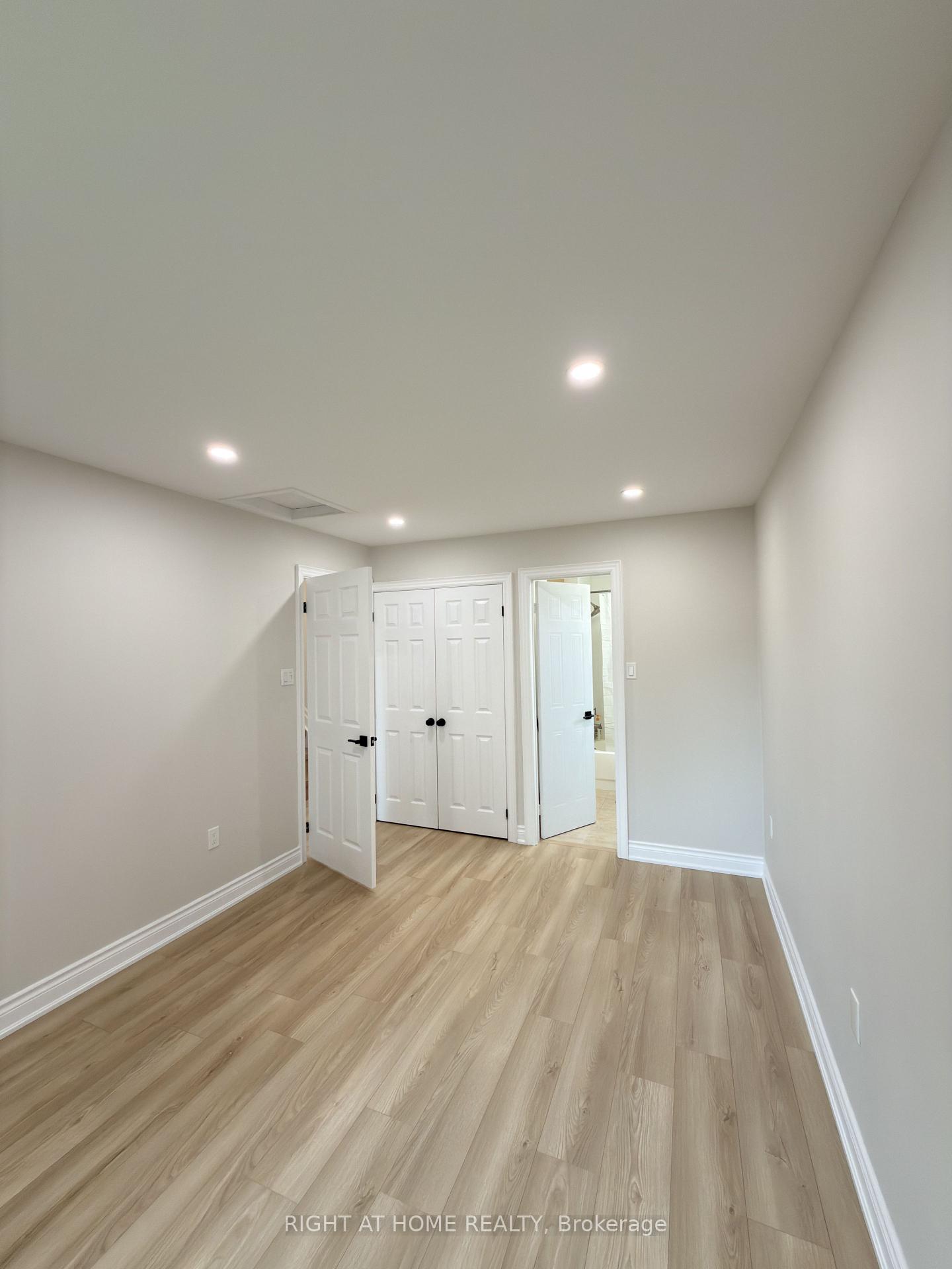 Photo 22 of Unit Main, 73 Barre Drive, Barrie, Painswick North — HOMEH