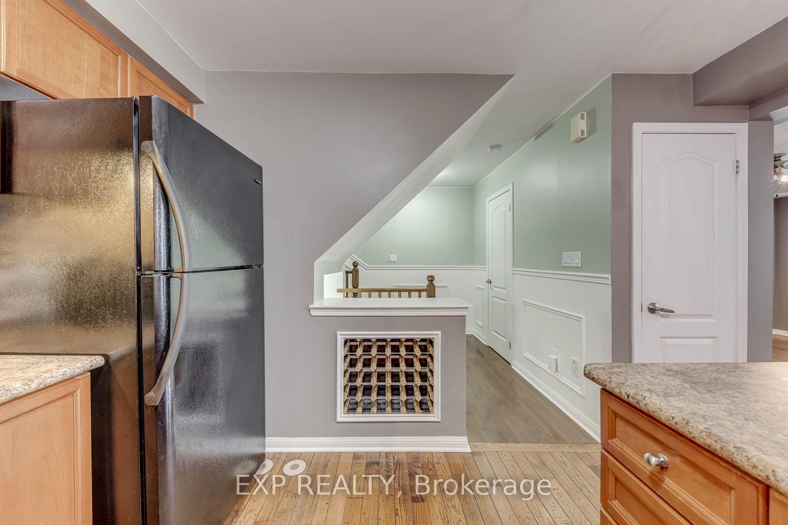 Photo 11 of 3034 Dewridge Avenue, Oakville, Bronte Creek — HOMEH