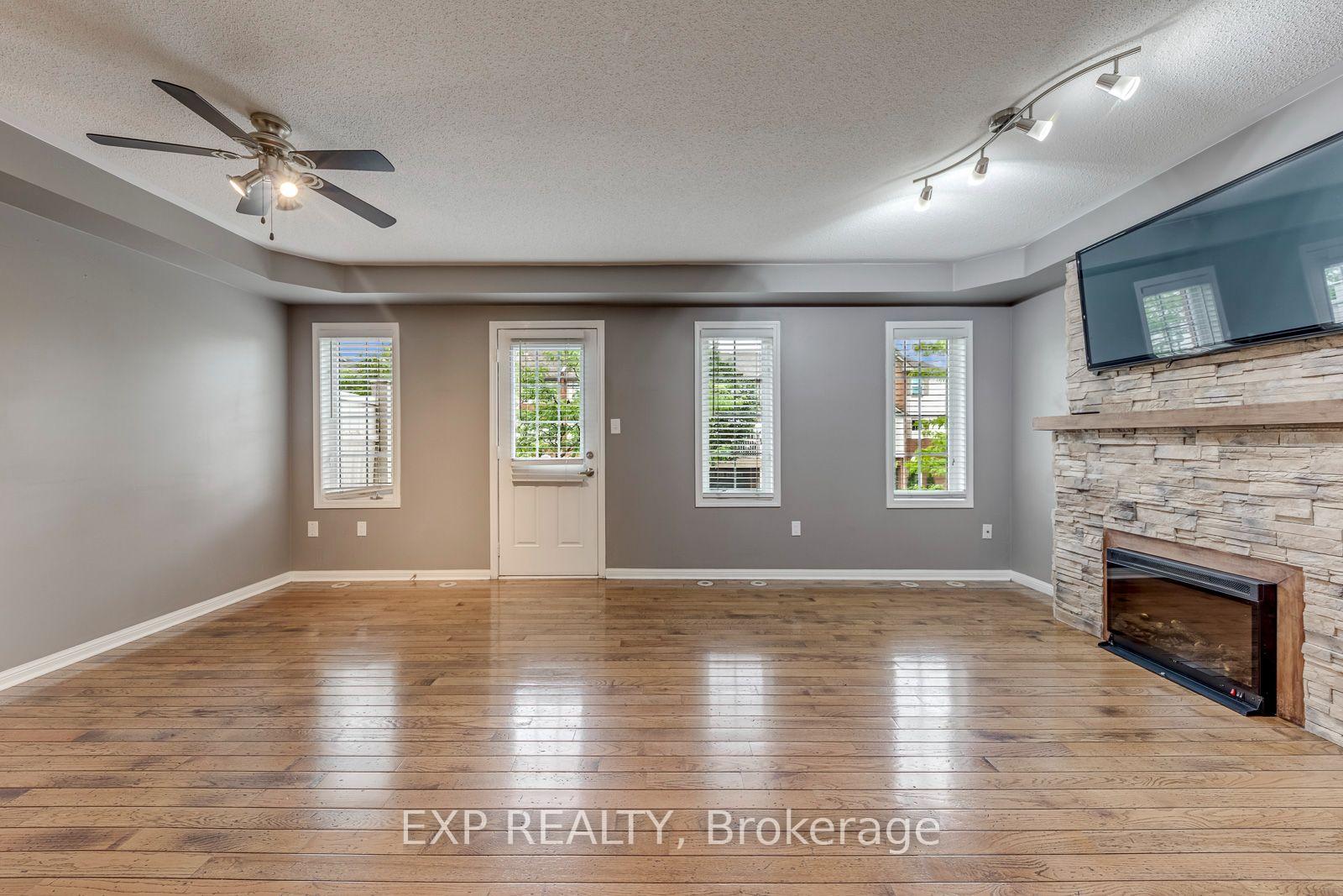 Photo 14 of 3034 Dewridge Avenue, Oakville, Bronte Creek — HOMEH