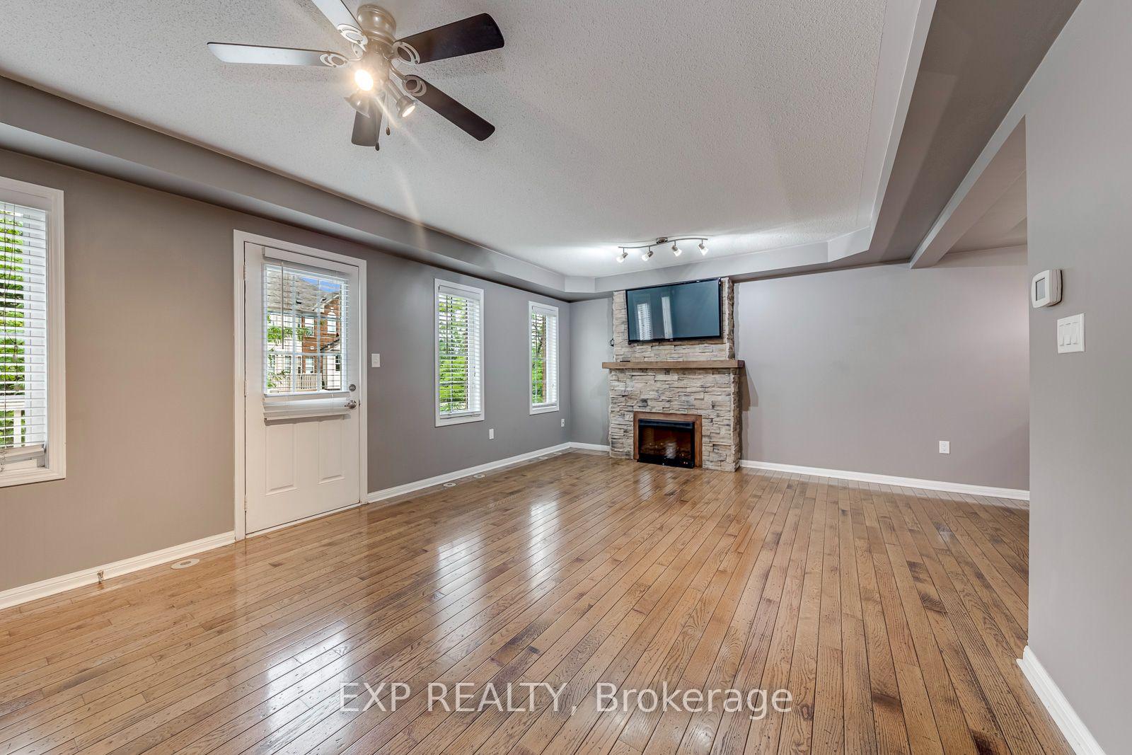 Photo 16 of 3034 Dewridge Avenue, Oakville, Bronte Creek — HOMEH