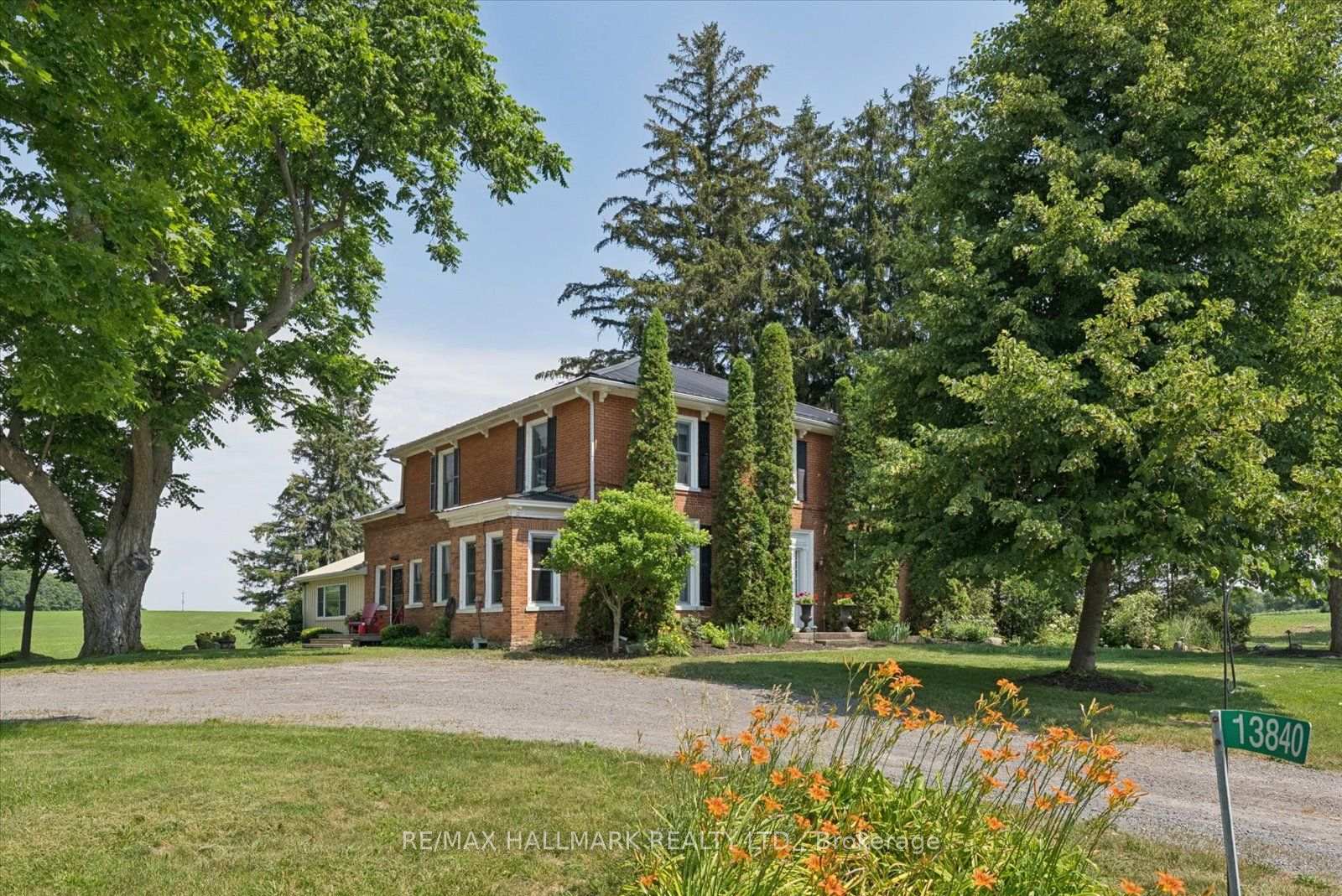 Photo 2 of 13840 Loyalist Parkway, Prince Edward County, Hallowell Ward — HOMEH