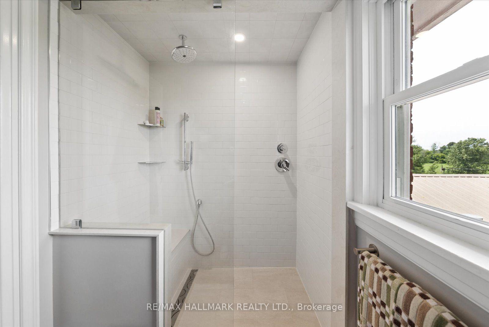Photo 25 of 13840 Loyalist Parkway, Prince Edward County, Hallowell Ward — HOMEH