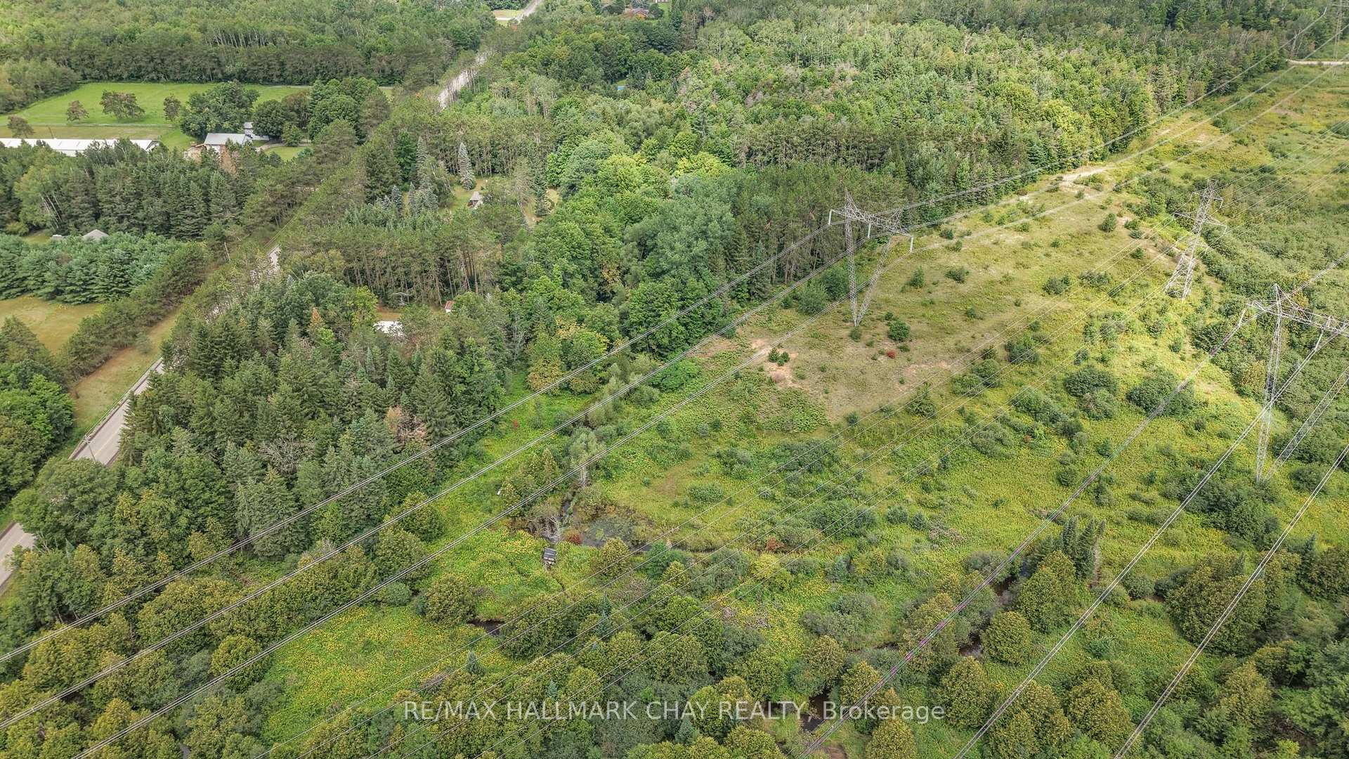Photo 19 of 1347 Old Second Road N, Springwater, Hillsdale — HOMEH