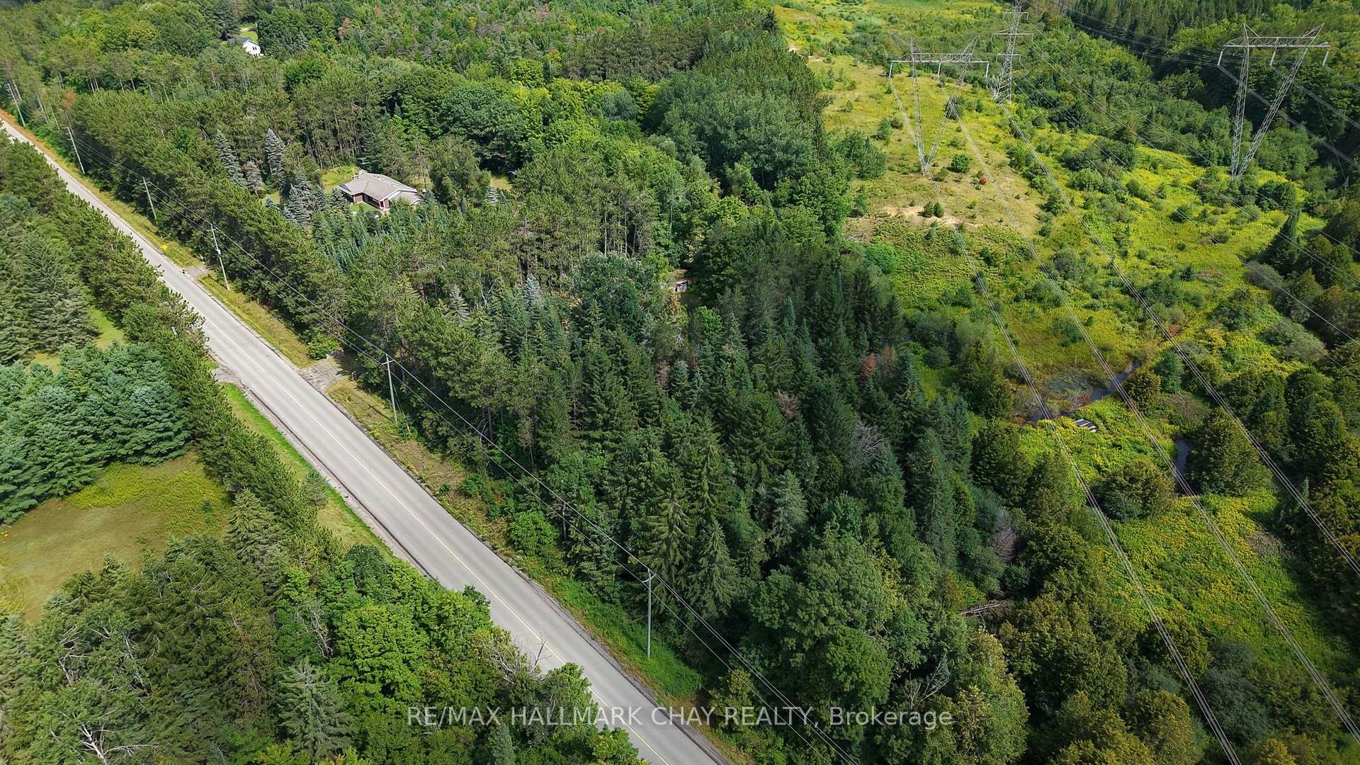 Photo 27 of 1347 Old Second Road N, Springwater, Hillsdale — HOMEH