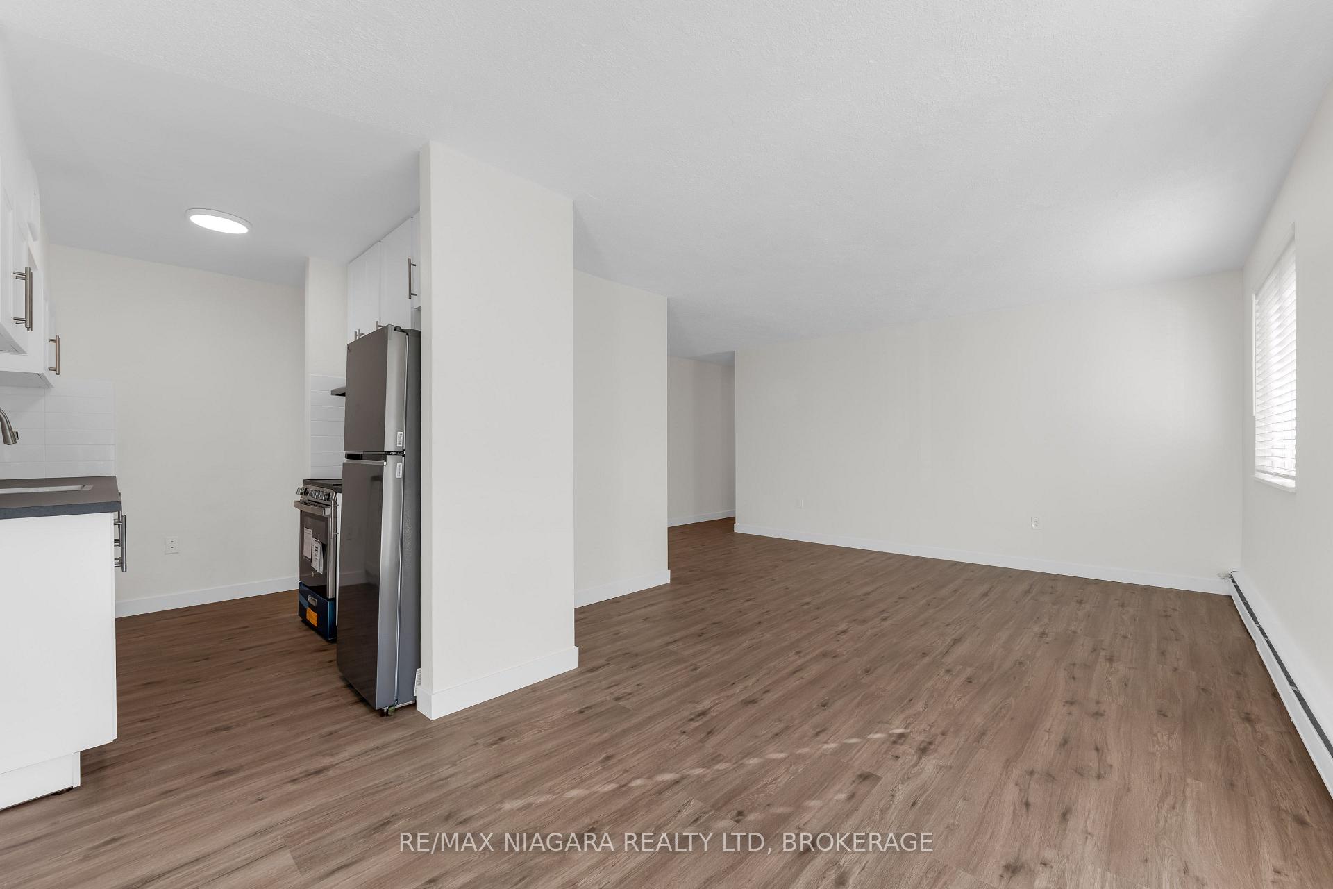 Photo 12 of Unit 25, 452 Carlton Street, St. Catharines, Facer — HOMEH