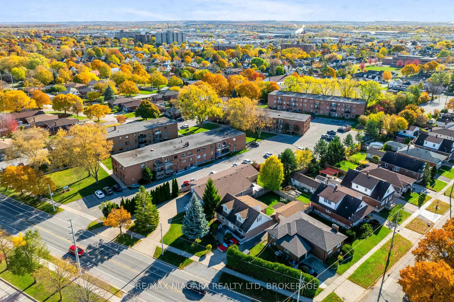 Photo 5 of Unit 25, 452 Carlton Street, St. Catharines, Facer — HOMEH