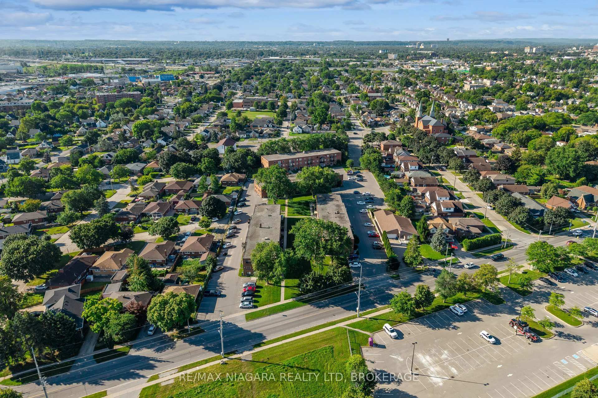 Photo 33 of Unit 25, 452 Carlton Street, St. Catharines, Facer — HOMEH