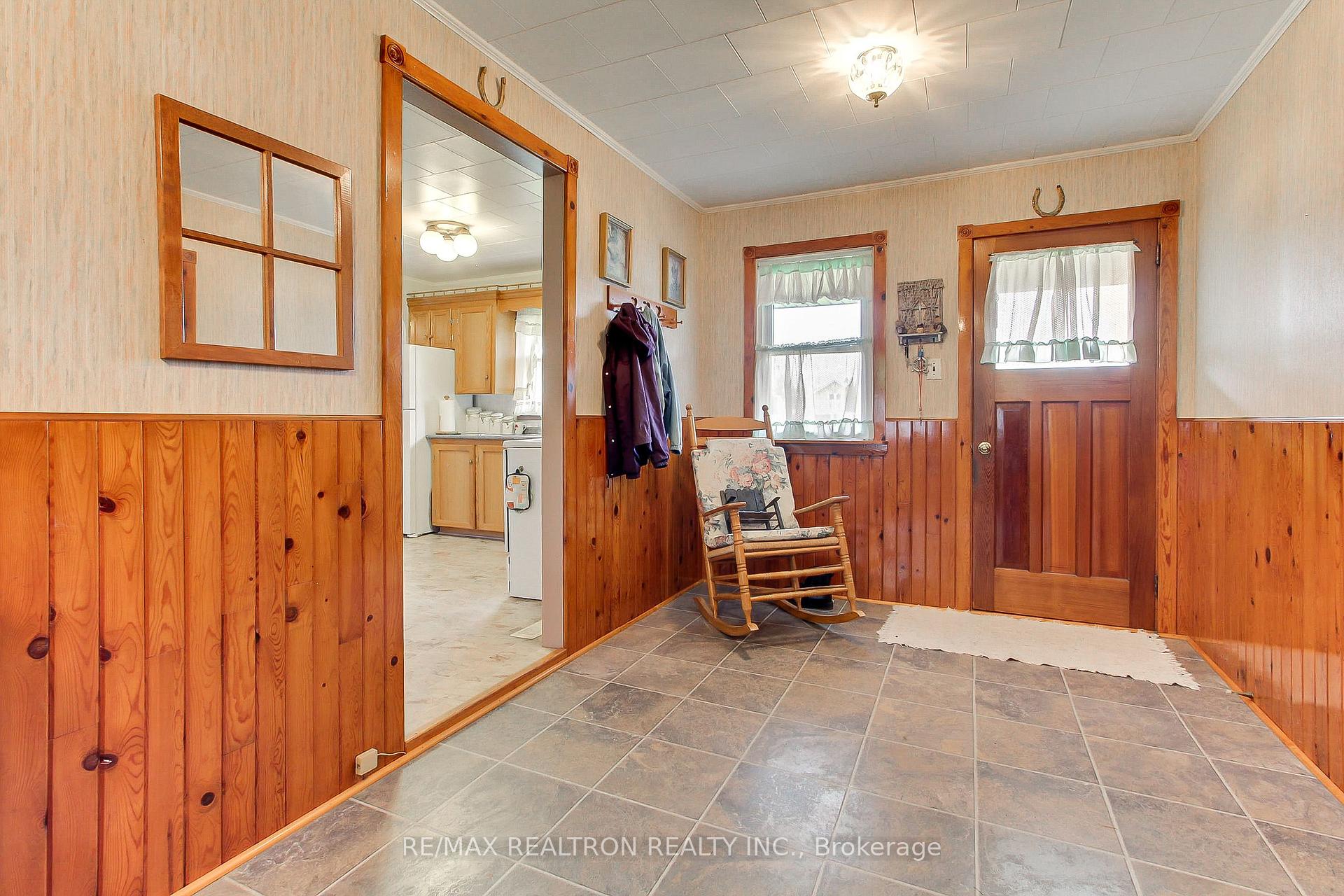 Photo 7 of 24342 Highway 48, Georgina, Baldwin — HOMEH